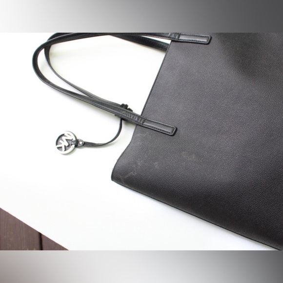 Michael Kors Hayley tote bag - Picture 8 of 16